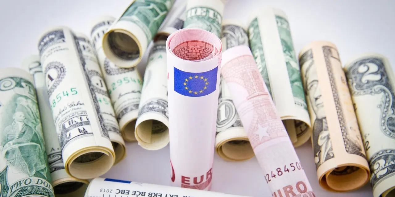 dolar